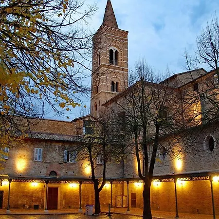 Via Canarecchia Villa *